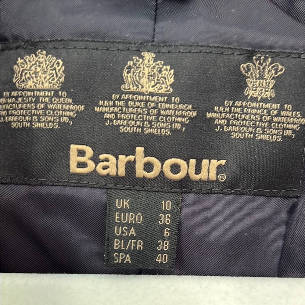 Barbour Red Quilted Utility Jacket - Picture 7 of 9